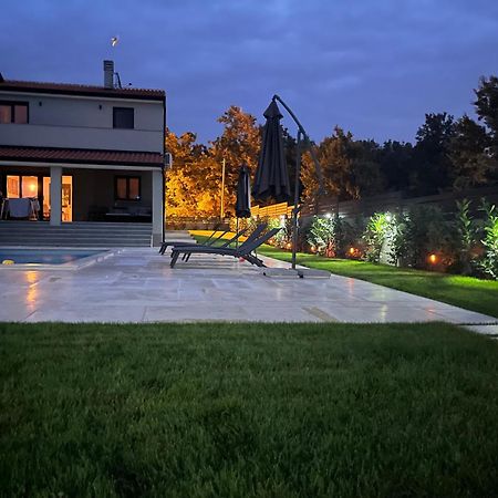 波雷奇Casa Mia别墅 外观 照片